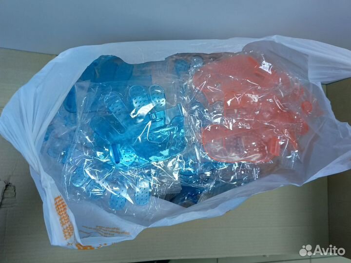 Щетка для расчесывания и мытья животных