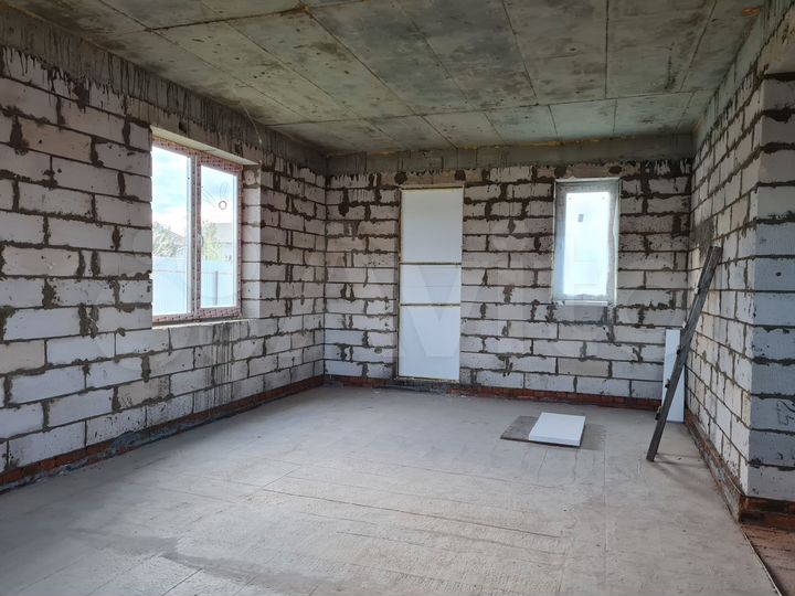 Дом 160 м² на участке 12 сот.