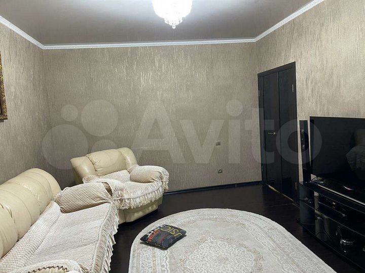 3-к. квартира, 72 м², 1/5 эт.