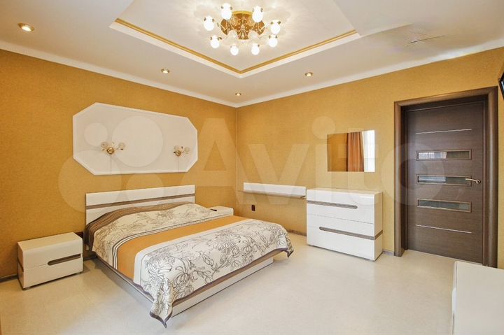 2-к. квартира, 70 м², 2/9 эт.