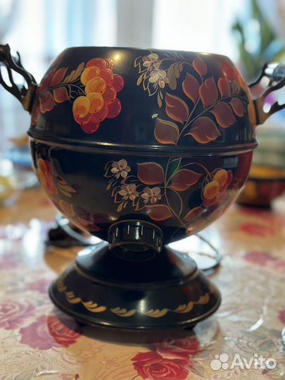 Электричский самовар хохлома