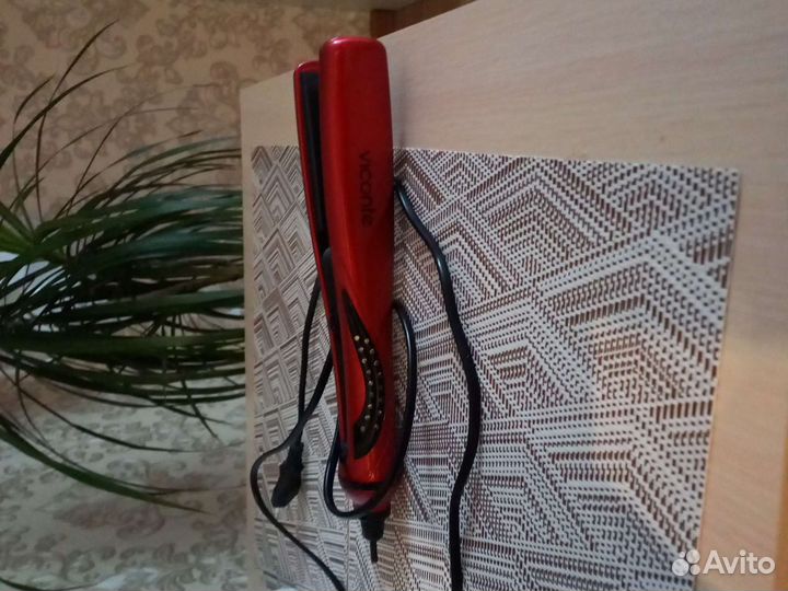 Утюжок для волос