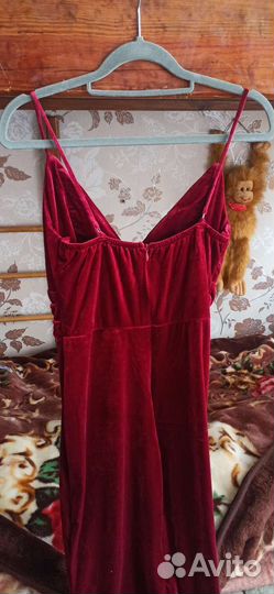 Вечернее платье