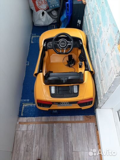 Детский электромобиль бу