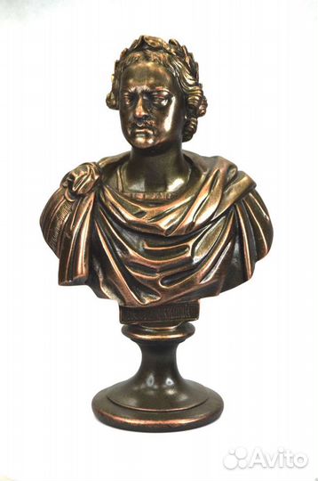 Бюст Петра I