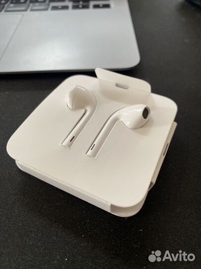 Наушники Apple Earpods lightning