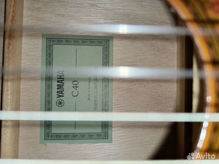 Гитара yamaha c40