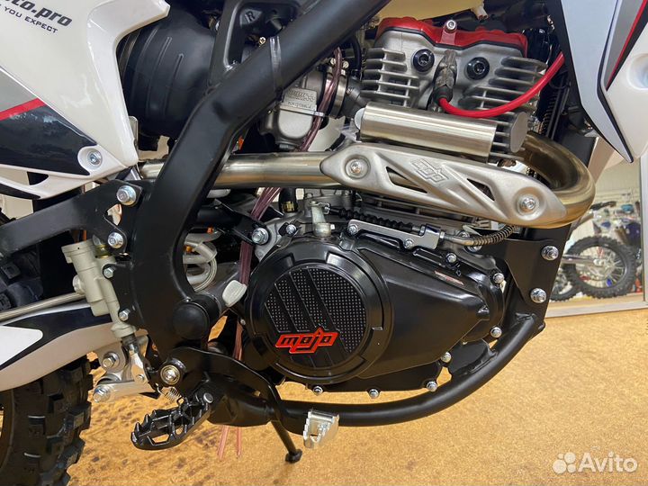 Эндуро мотоцикл BSE Z6 Y Factory Metallic