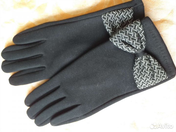 Перчатки