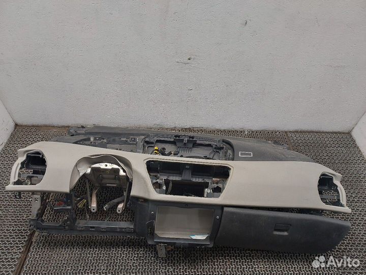 Панель передняя салона Citroen C4 Grand Picasso, 2