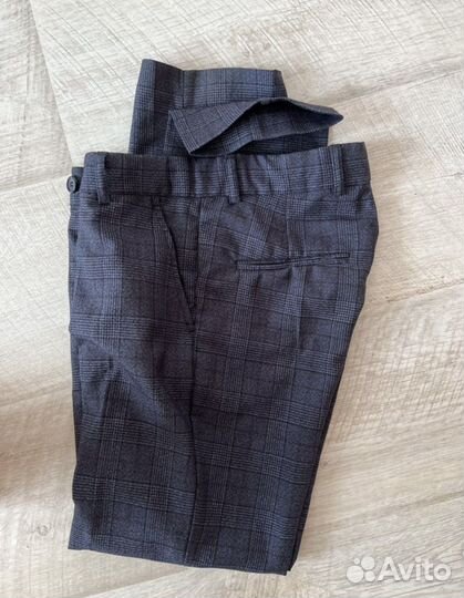 Брюки новые и пиджак 134-140