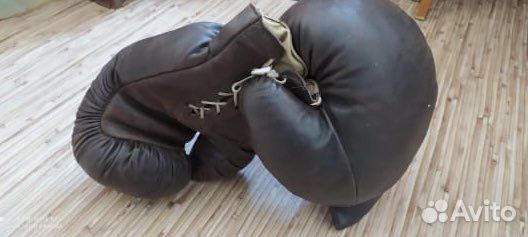 Боксерские перчатки