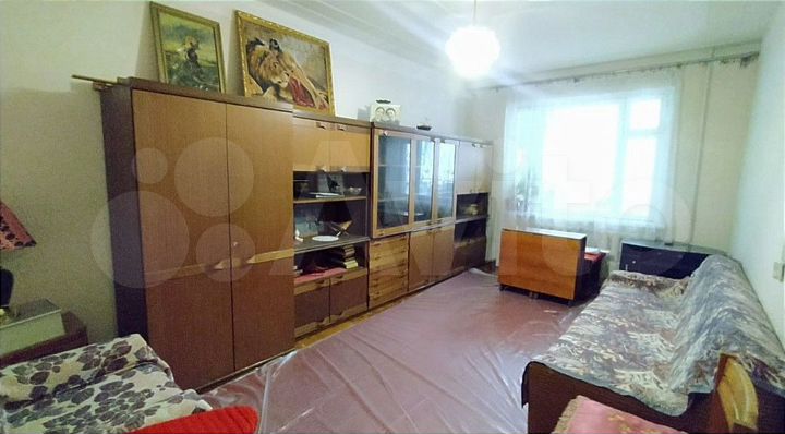 2-к. квартира, 60 м², 1/9 эт.