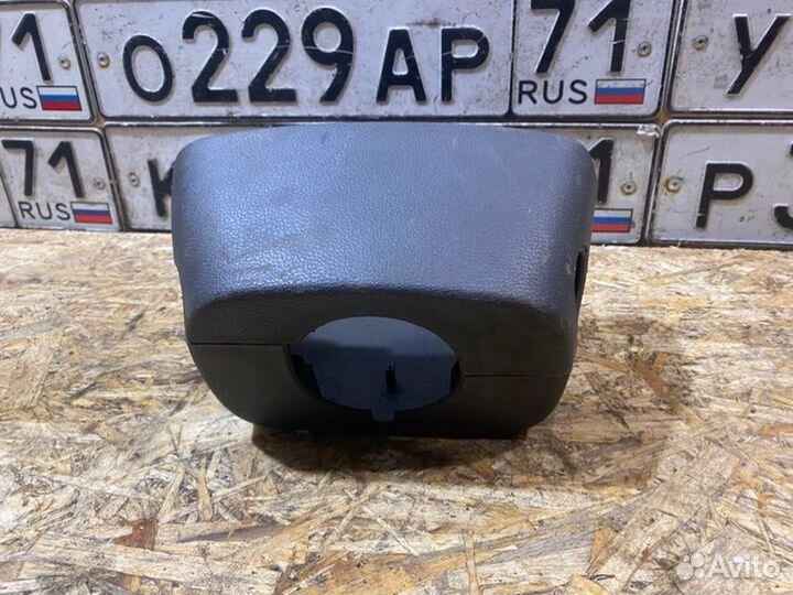 Кожух рулевой колонки Renault Logan 1.6 2008