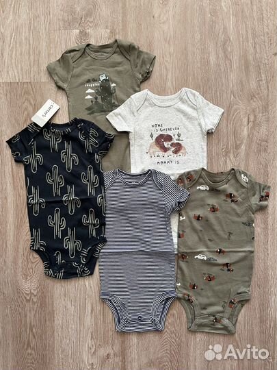 Боди с коротким рукавом новые