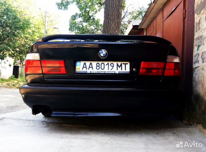 Cпойлер M5 bmw 5 e34
