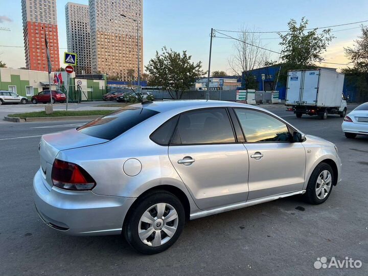 Volkswagen Polo 1.6 AT, 2017, 300 000 км
