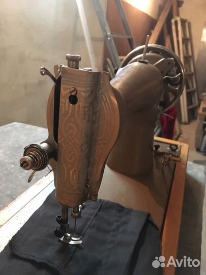 Швейная машинка