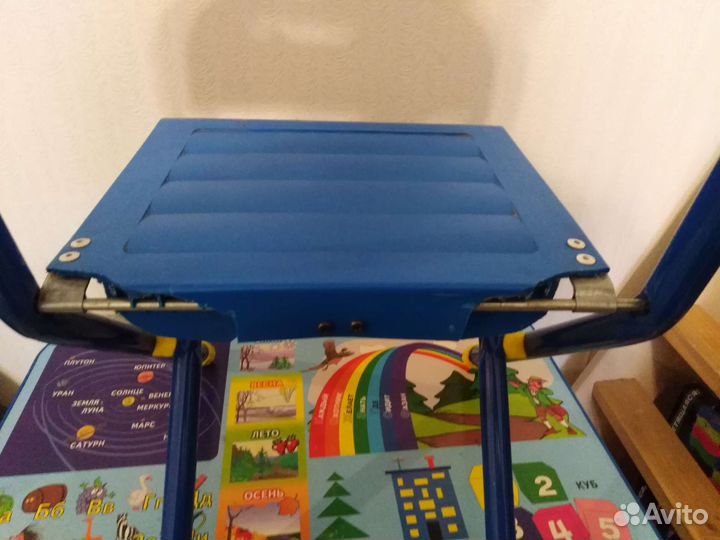 Столик со стульчиком