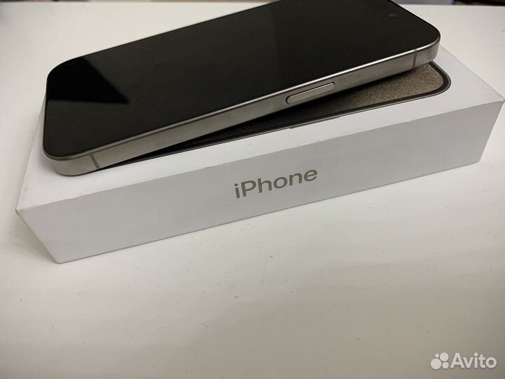 iPhone 15 Pro, 256 ГБ