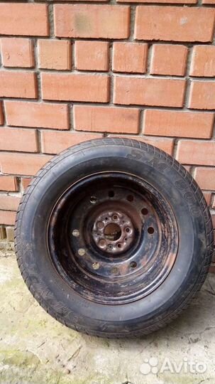 Продам колесо 205 65 15