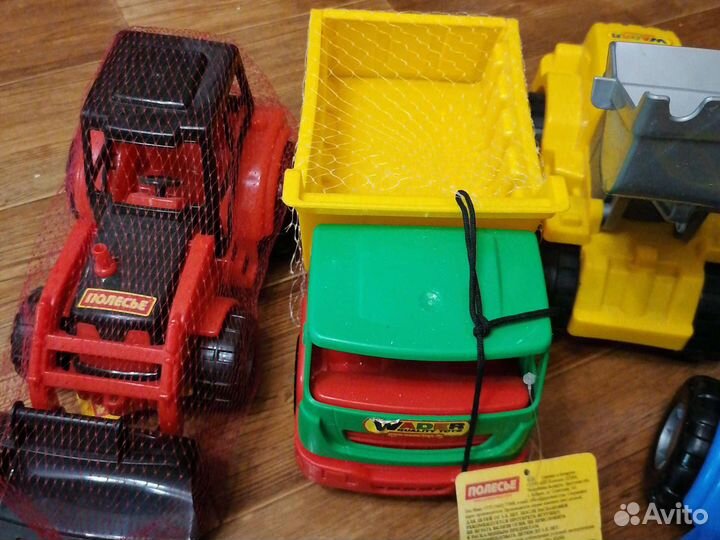 Машинки и трактора детские 
