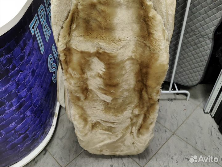 Меховые накидки из овчины тёмно-бежевые