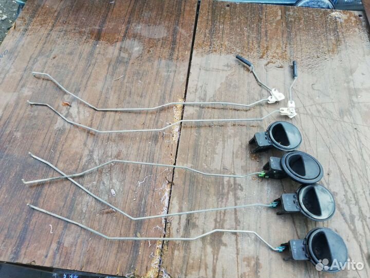 Ручка фиксатор двери салона Шевроле Авео Т200