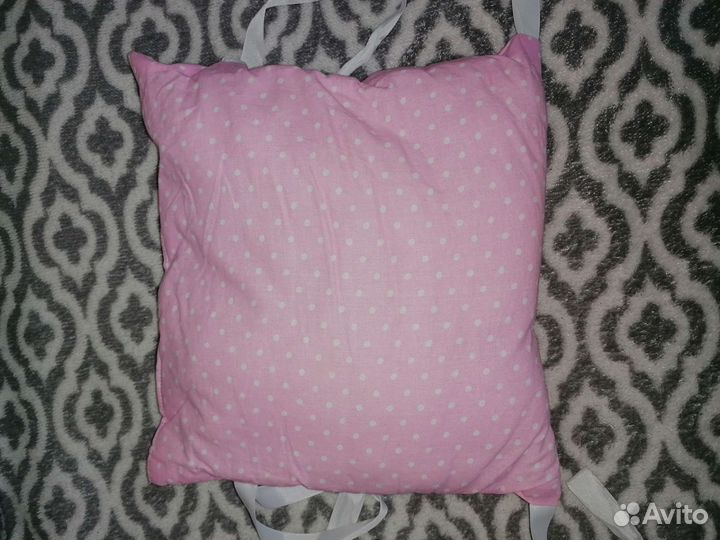 Бортики в кроватку