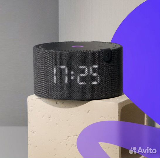 Умная колонка Яндекс Станция Мини с часами