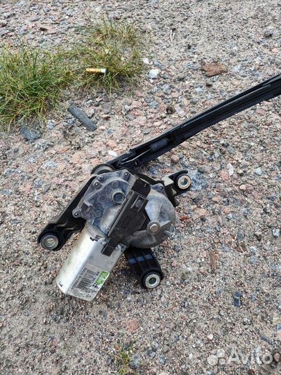 Моторчик дворника задний opel Zafira b