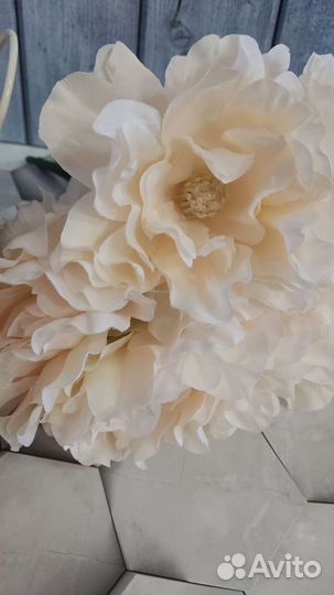 Вазы, цветы