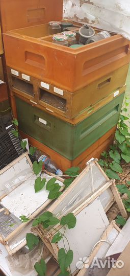 Ульи, медогонка, воскотопка и другое для пчеловод