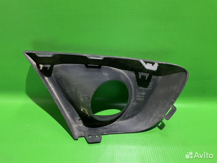 Рамка птф правая Renault Duster 2015-2021