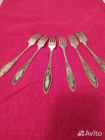 Мельхиоровые вилки десертные СССР