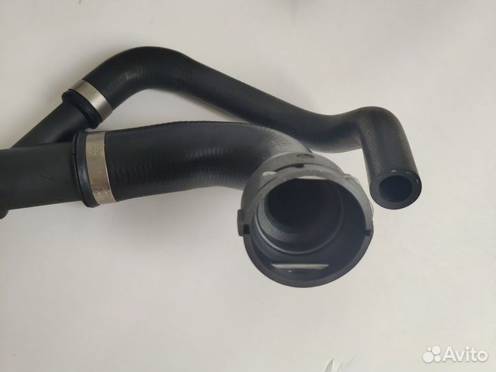 Патрубок радиатора нижний Ford Mondeo 4 2.3L