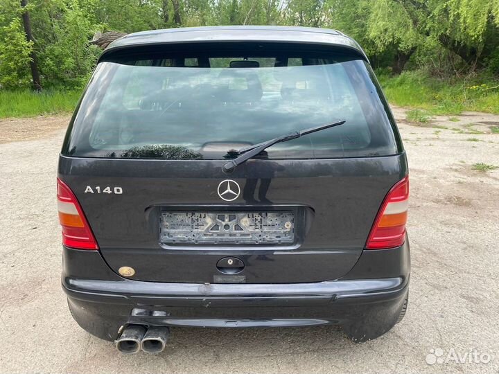 Крышка багажника Mercedes W168 A-class