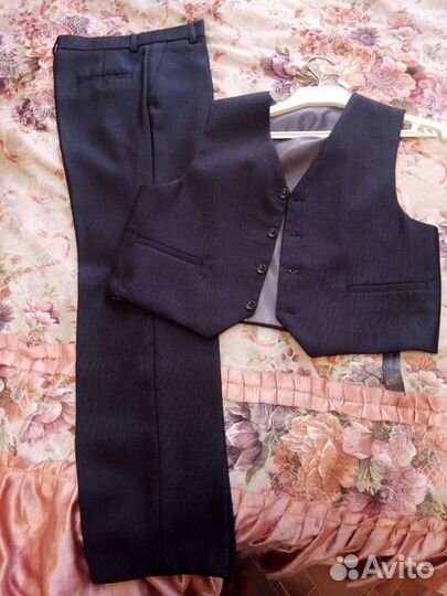 Школьный костюм