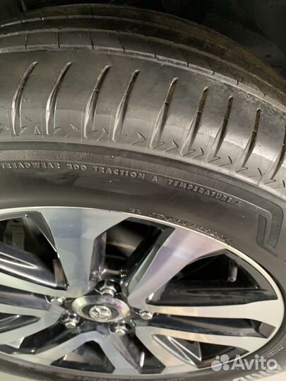 Bridgestone Alenza 001 285/50 R20 112V