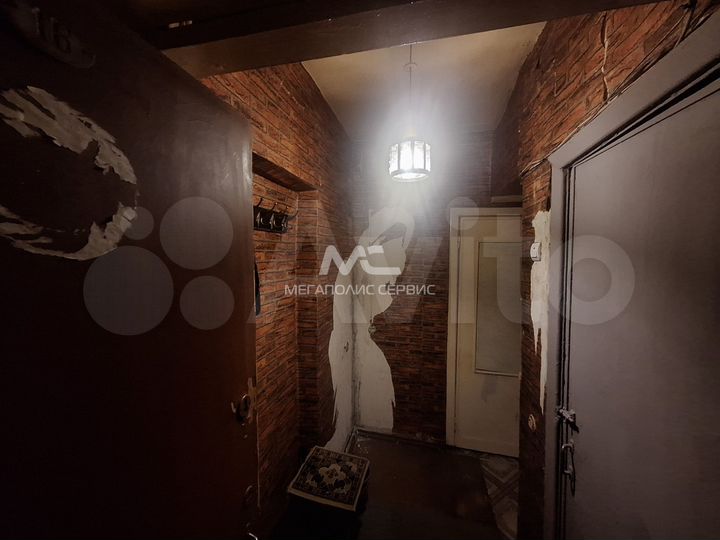 2-к. квартира, 42,7 м², 1/3 эт.