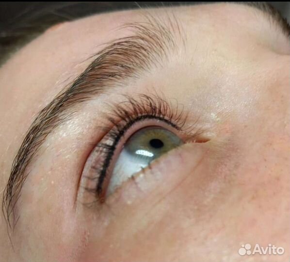 Маникюр и педикюр