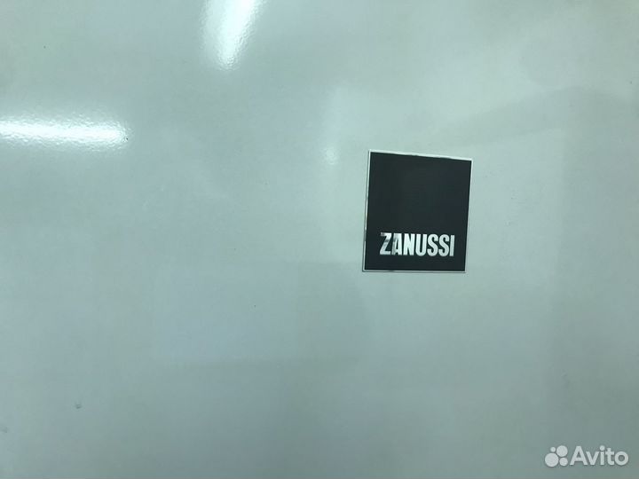 Холодильник бу zanussi