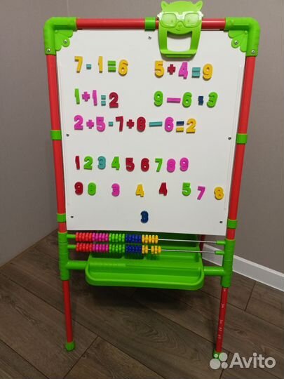 Мольберт (доска)детский с буквами,цифрами и др