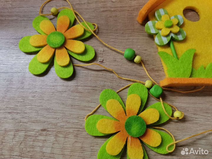 Милый декор, фетр,цветочки,домик. Цена за всё