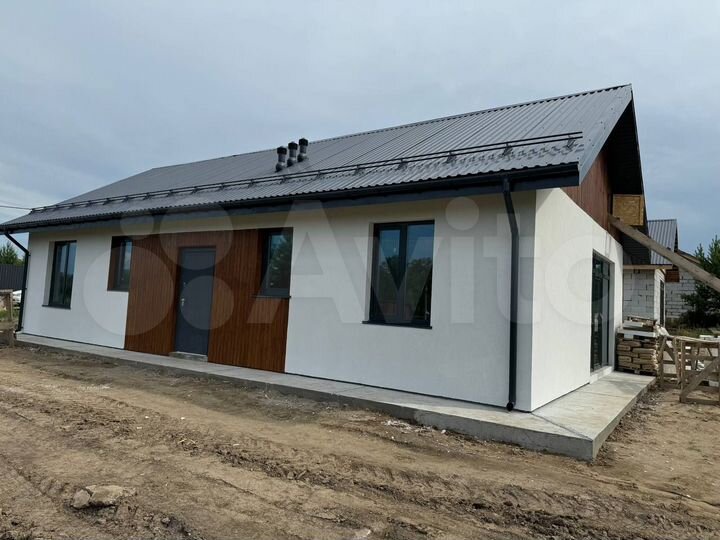 Дом 95 м² на участке 7 сот.