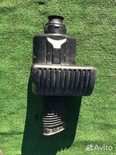 Резонатор воздушного фильтра, влагоотделитель