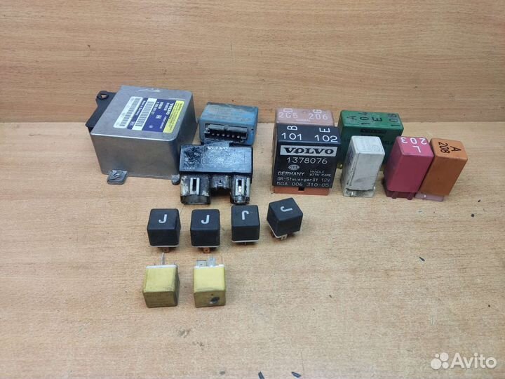 Реле, Volvo 960