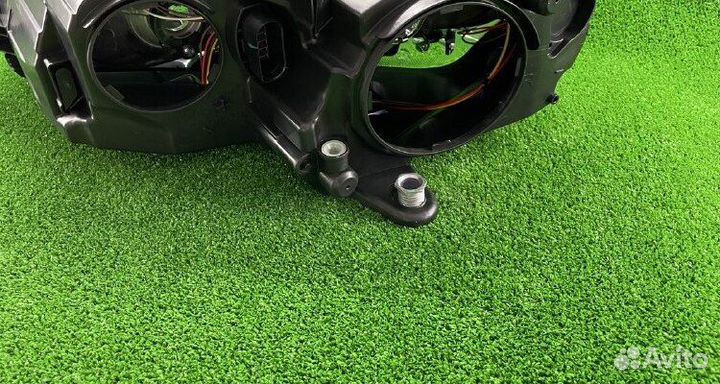 Фара правая Skoda Octavia 13-20