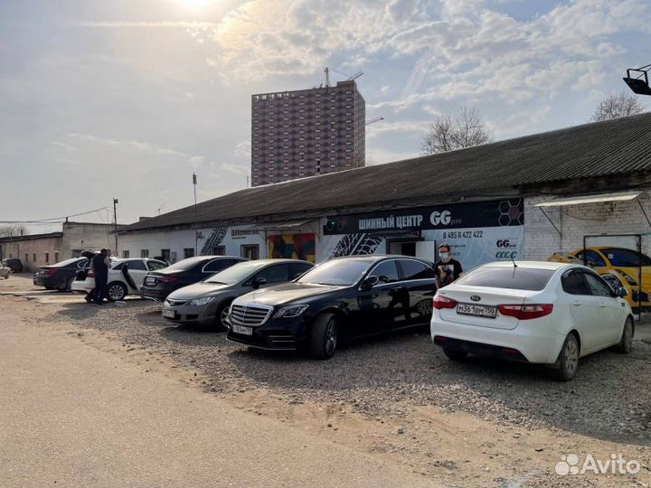 Triangle Sports TH201 225/30 R20