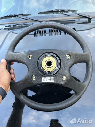 Продаю руль на ниву (классику )